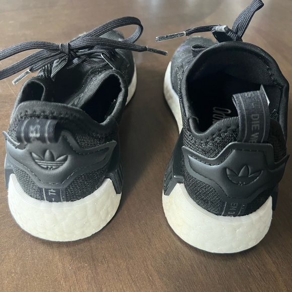 Toddles Adidas Shoes - Picture 4 of 6